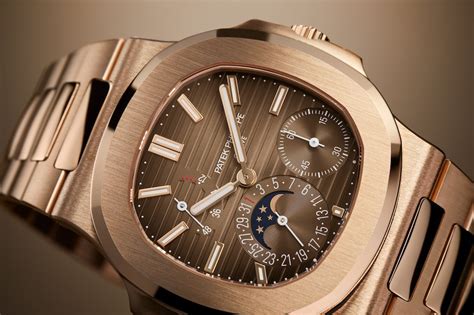 patek philippe gold nautilus|gold patek nautilus price.